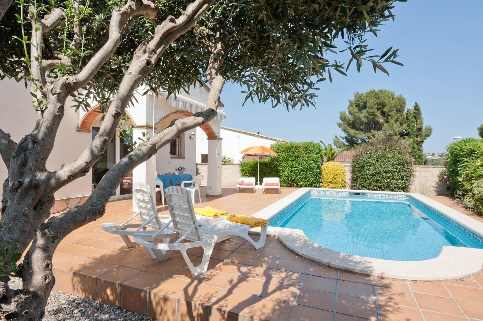 Вилла Tarragona Ля Эскала Экстерьер фото